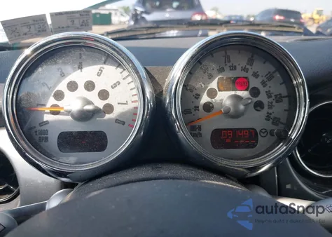 2005 Mini Cooper S from USA, damaged, VIN WMWRE33535TL14231